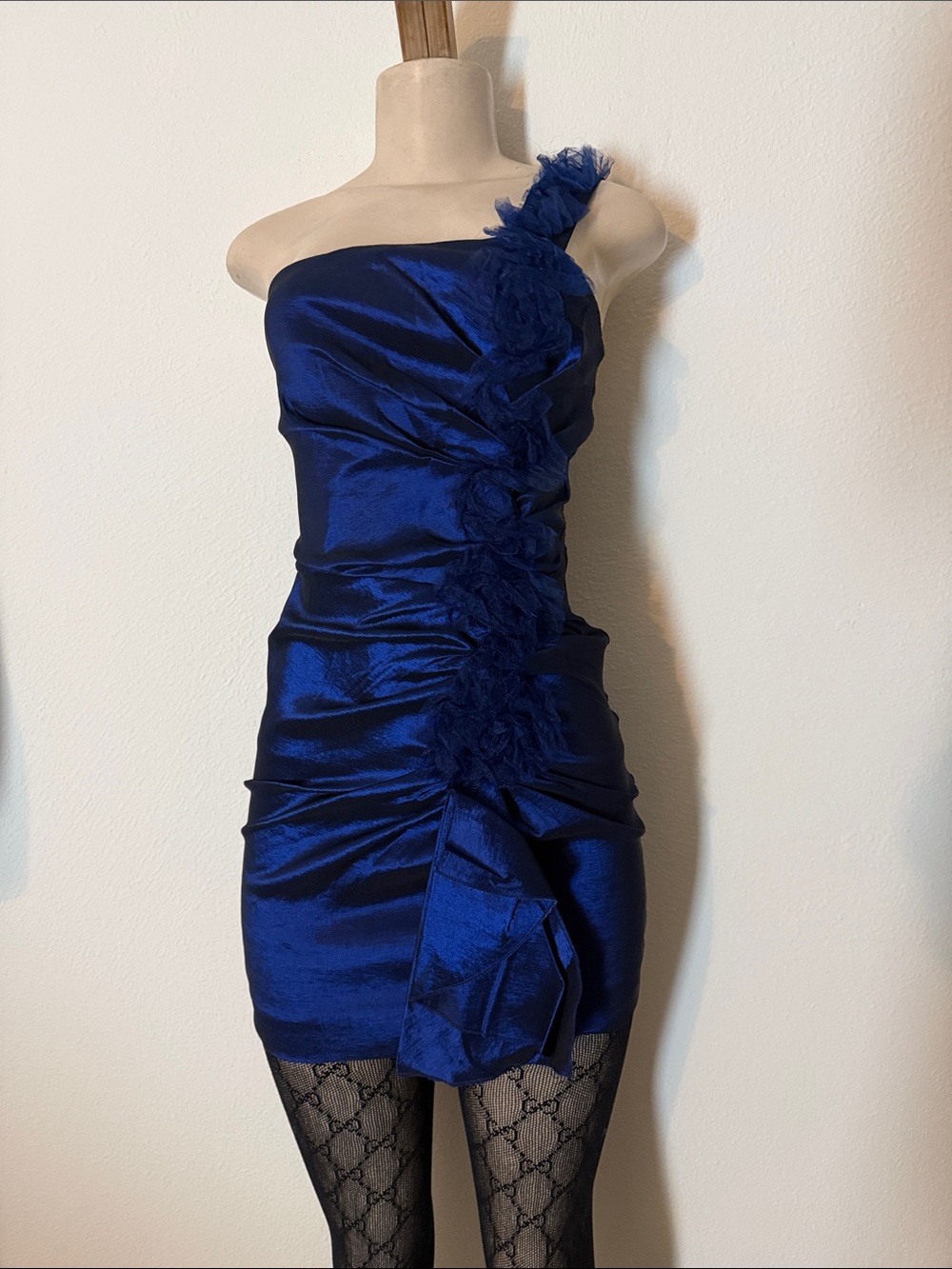 Romeo & Juliet Couture One-Shoulder Mini Electric Blue Cocktail Dress S